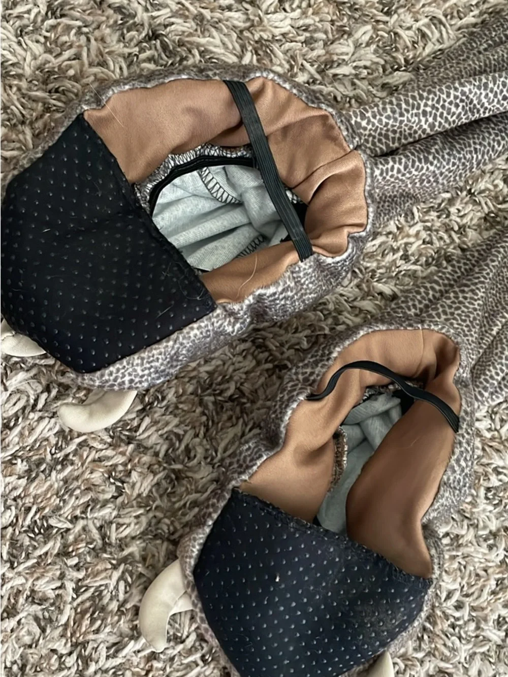 N/A adorable gray